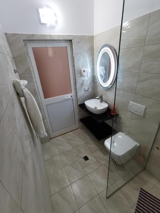Bujtina Valgent Bed & Breakfast Berat Eksteriør bilde